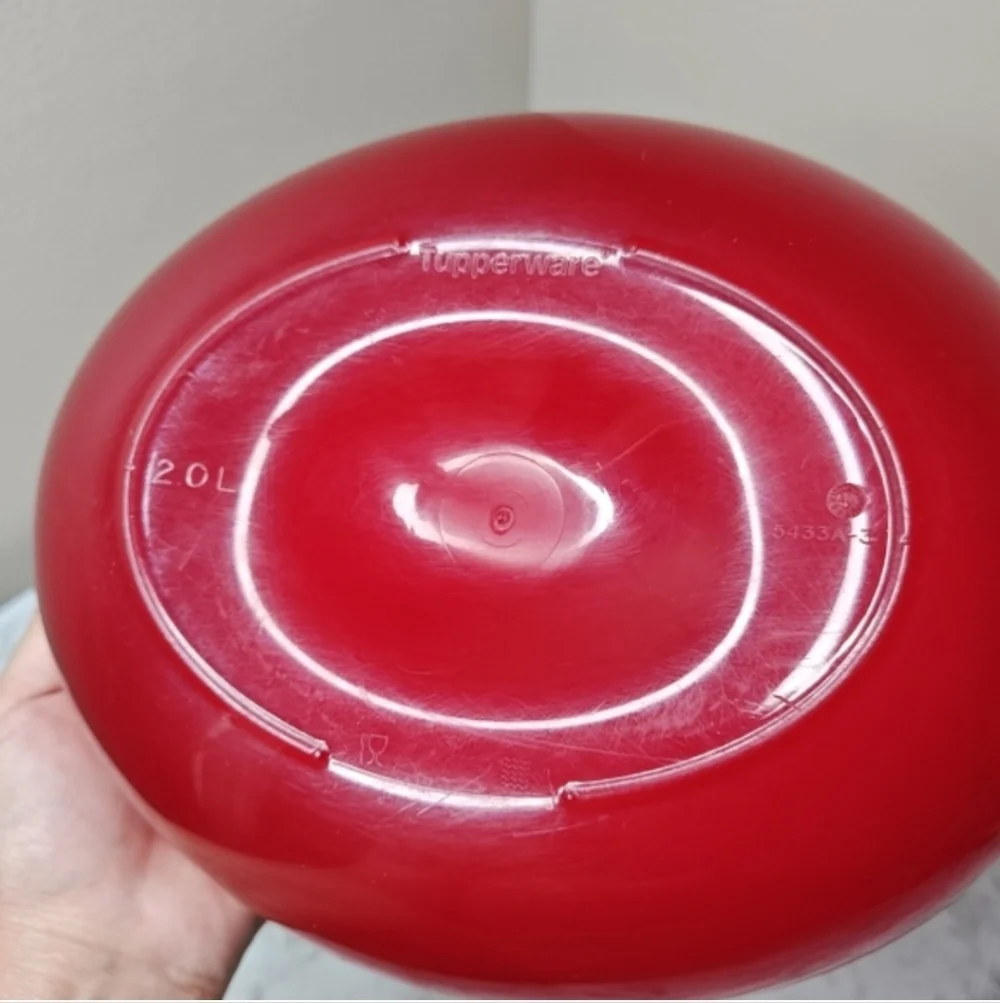 Tupperware 2.0L Micro-Fix Casserole Dish Red Vented Lid Microwave Cookware